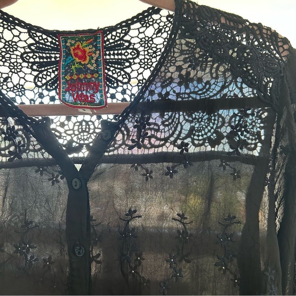 Johnny Was Top Embroidered Crochet Lace Tunic - Picture 9 of 9